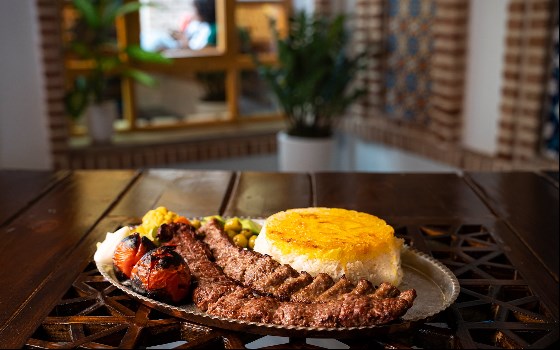 چلو کباب سلطانی